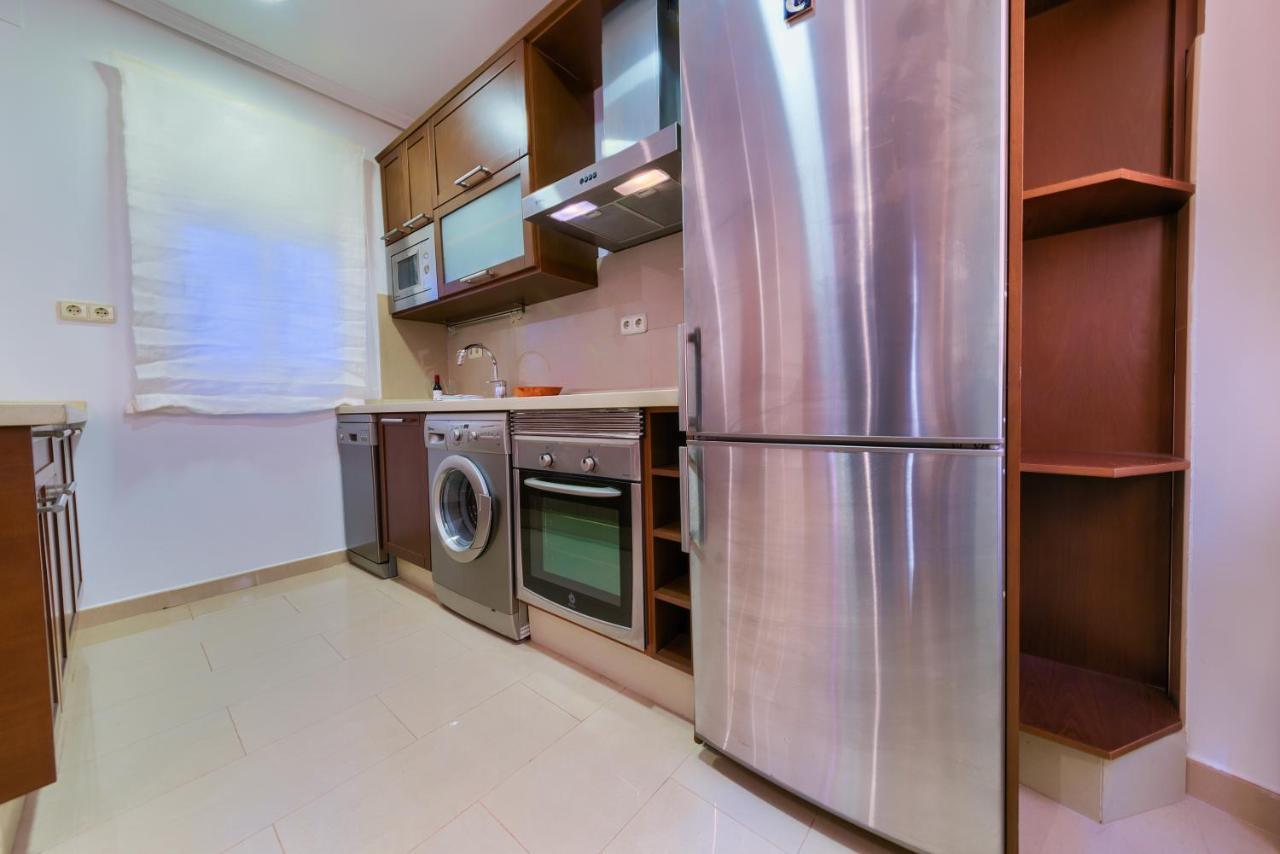 Holidays2Malaga Lazcano High Wifi & French Balcony Bagian luar foto